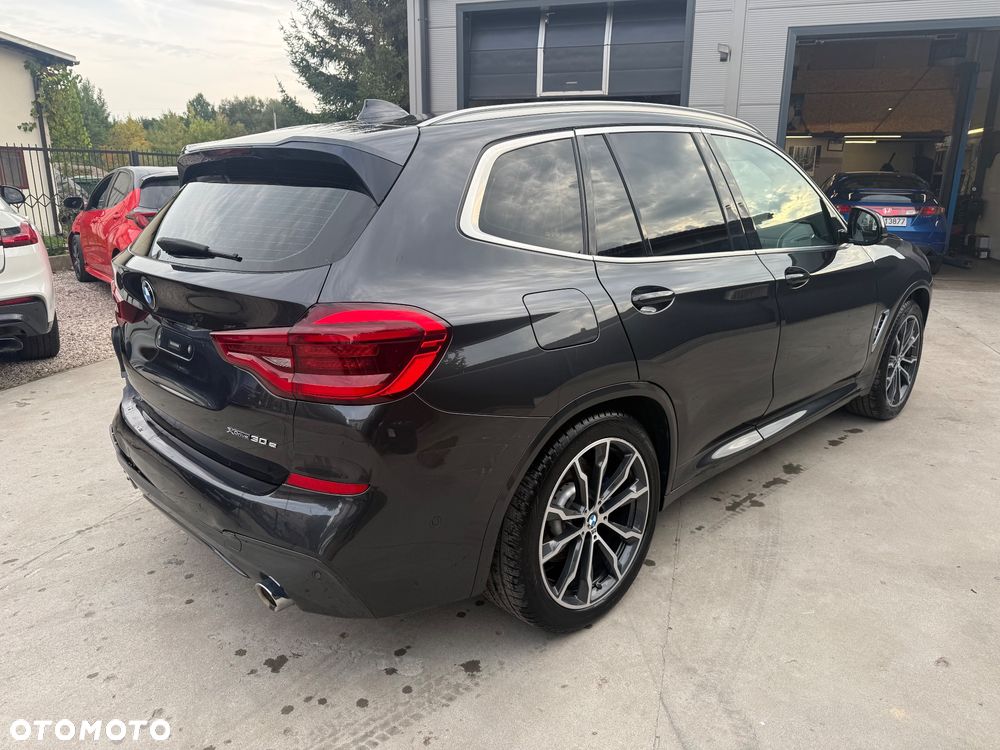 BMW X3 xDrive30e M Sport Edition - 8