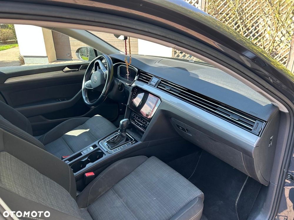 Volkswagen Passat 2.0 TSI Elegance DSG - 19