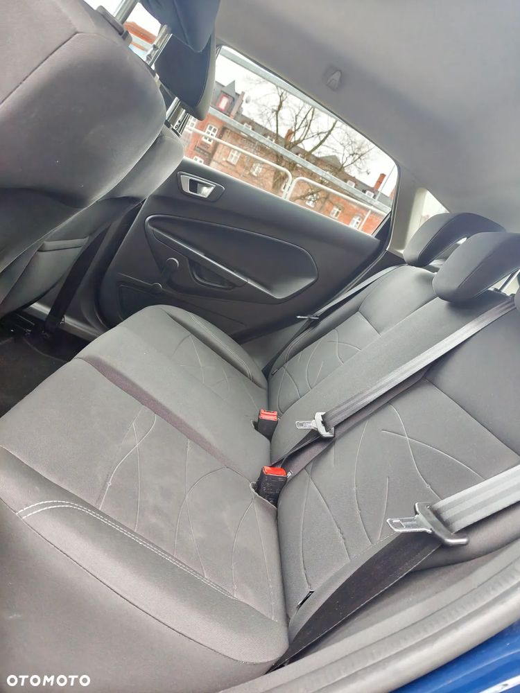 Ford Fiesta - 13