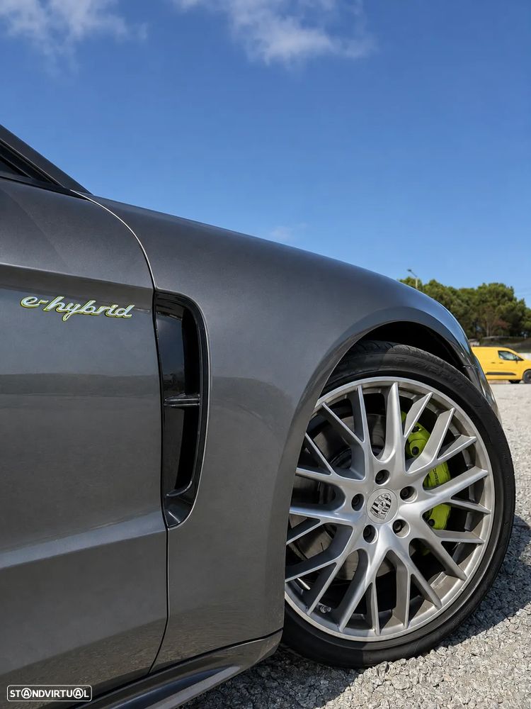 Porsche Panamera 4 E-Hybrid Platinum Edition - 7