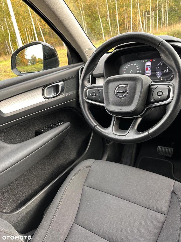 Volvo XC 40 T3 Momentum - 14