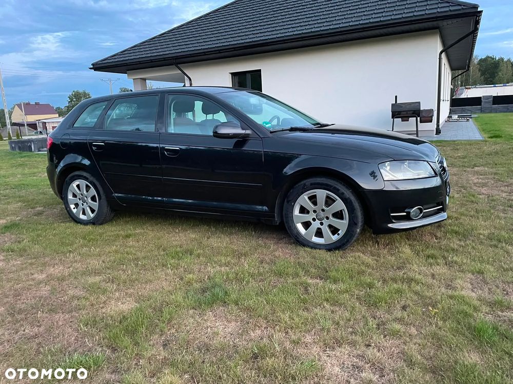 Audi A3 Sportback 2.0 TDI DPF Ambiente - 10