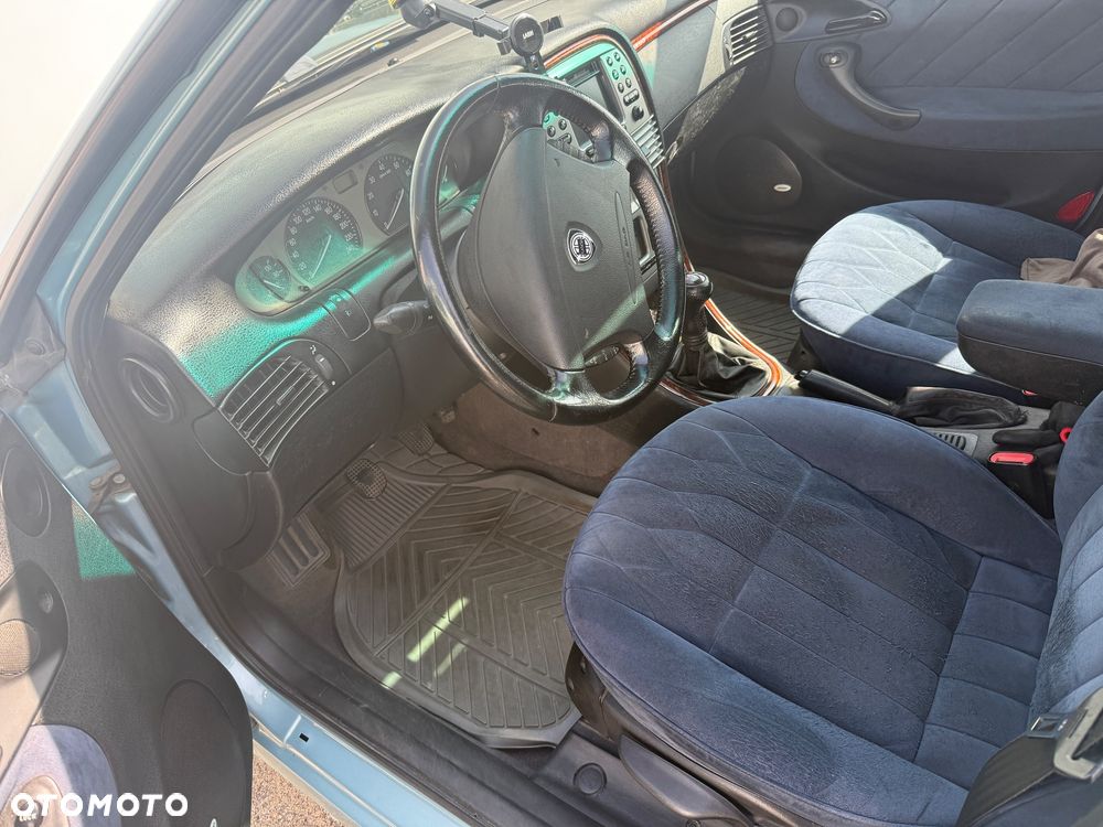 Lancia Lybra 1.8 LS Plus - 9