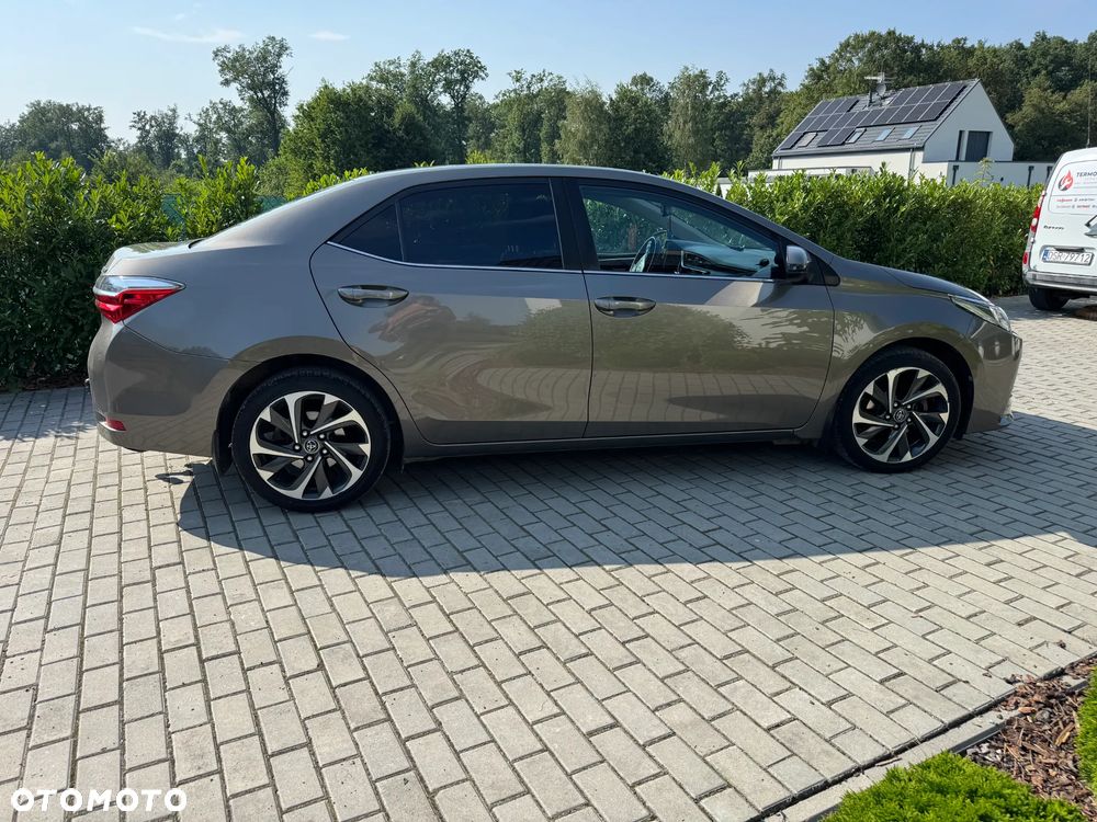 Toyota Corolla 1.6 Comfort MS - 11