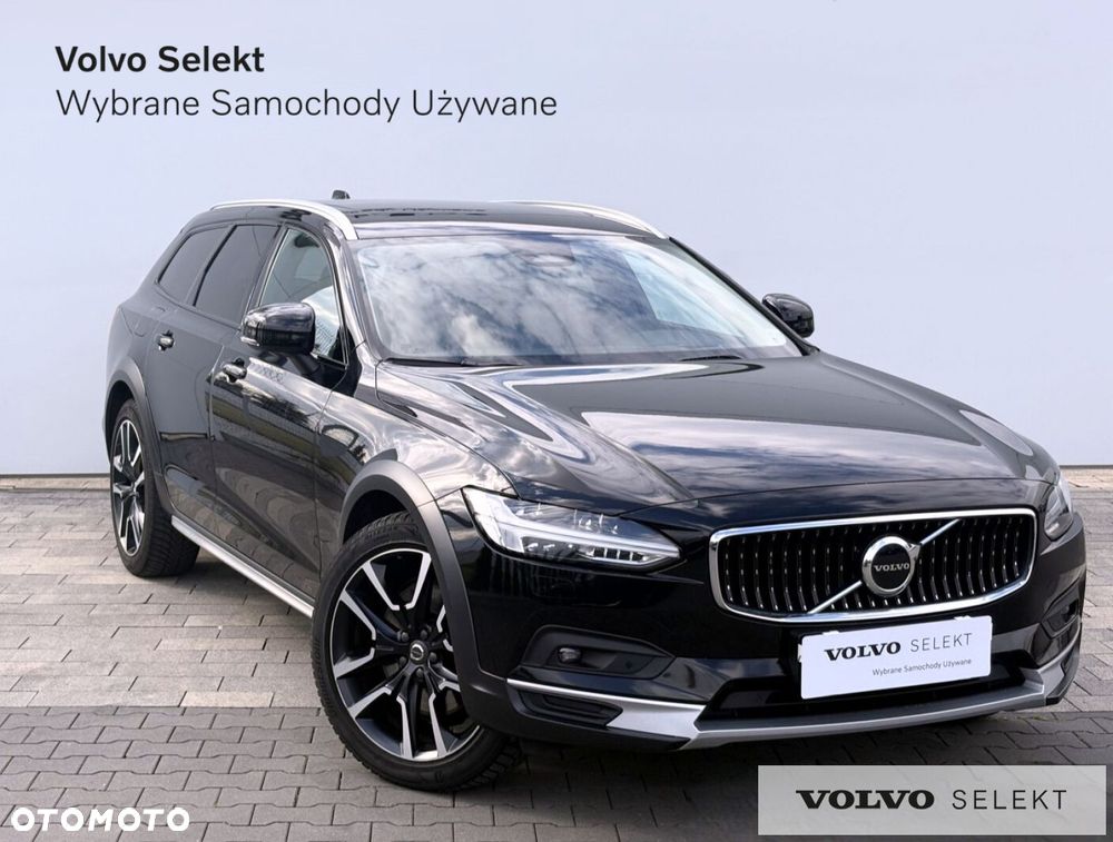Volvo V90 Cross Country - 3