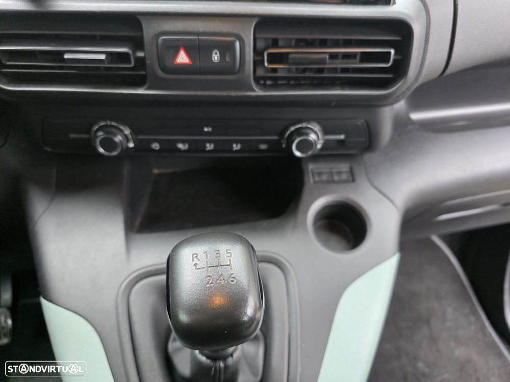 Citroën Berlingo 1.2 PureTech XL Feel - 9