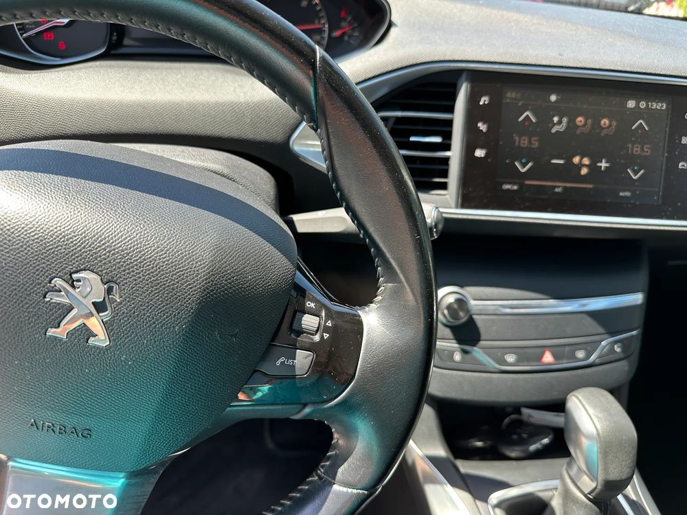 Peugeot 308 - 10