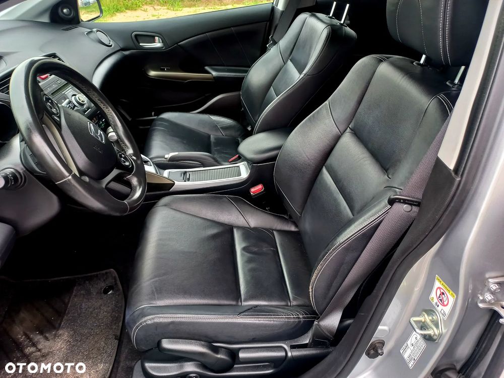 Honda Civic 1.8 Executive NAVI - 11