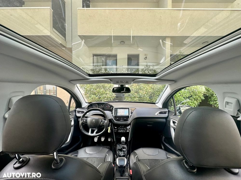 Peugeot 2008 - 11