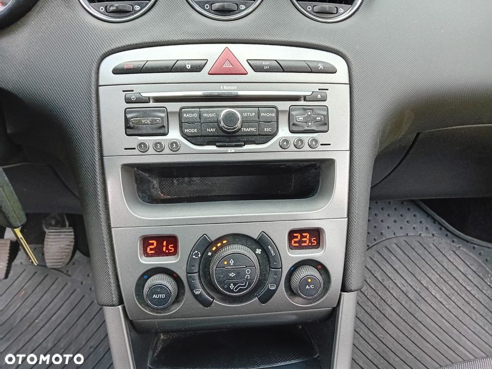 Peugeot 308 120 VTi Style - 13