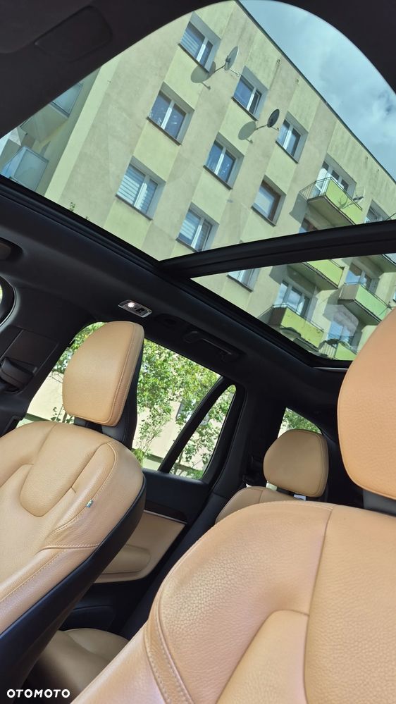 Volvo XC 90 - 10