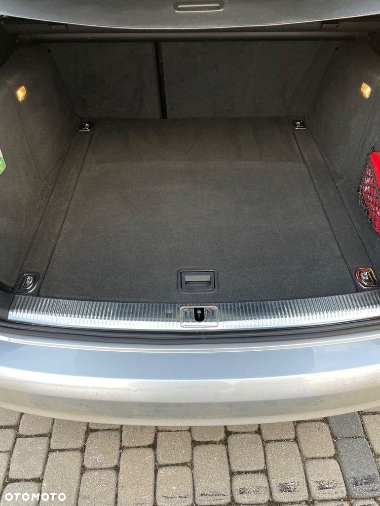 Audi A4 2.0 TDI - 11