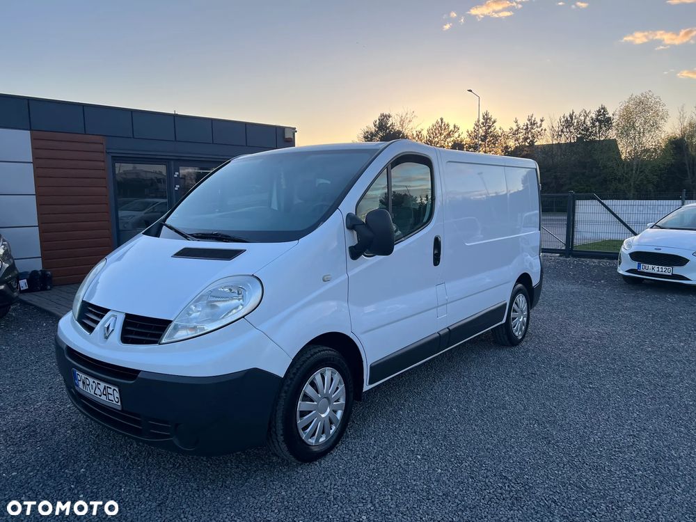 Renault TRAFIC - 1