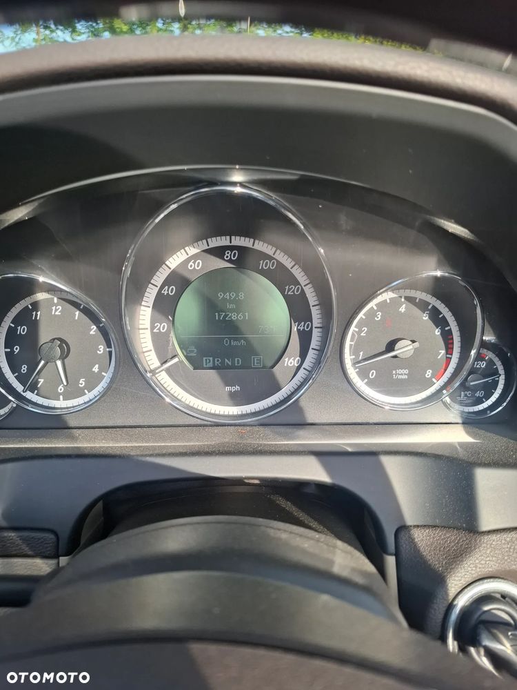 Mercedes-Benz Klasa E 350 Classic Sport Edition AMG - 25