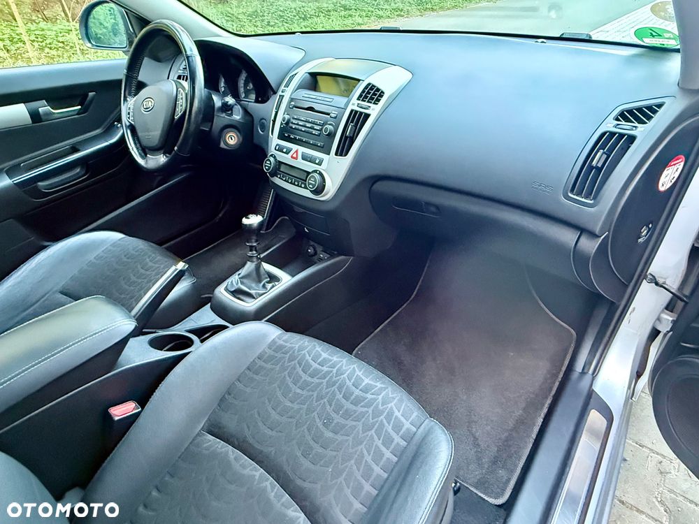 Kia ProCeed 1.6 Crdi Comfort + - 35