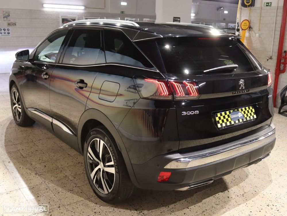 Peugeot 3008 1.6 Hybrid GT Pack e-EAT8 - 34