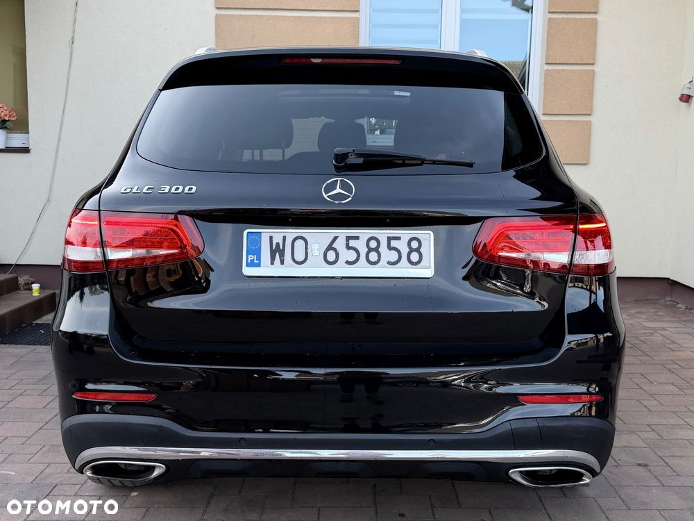 Mercedes-Benz GLC - 26