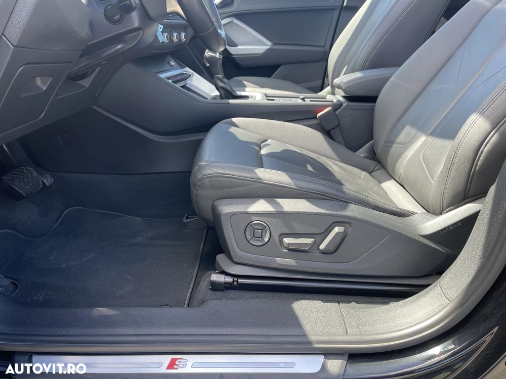 Audi Q3 2.0 40 TDI S tronic quattro S Line - 12