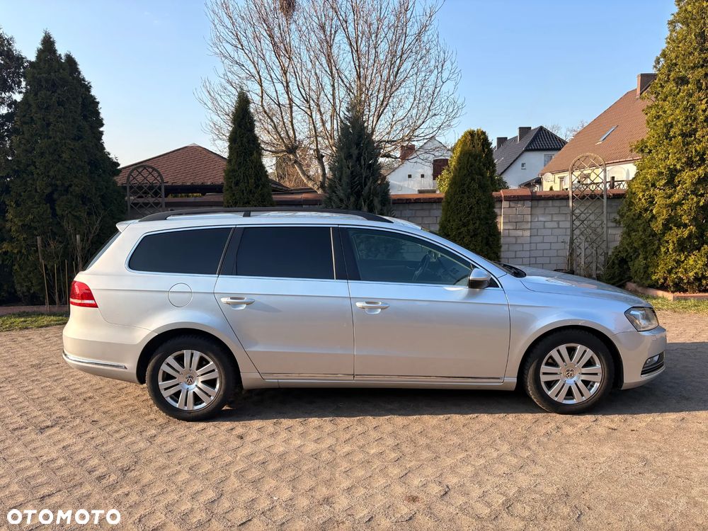 Volkswagen Passat 2.0 TDI Comfortline - 10