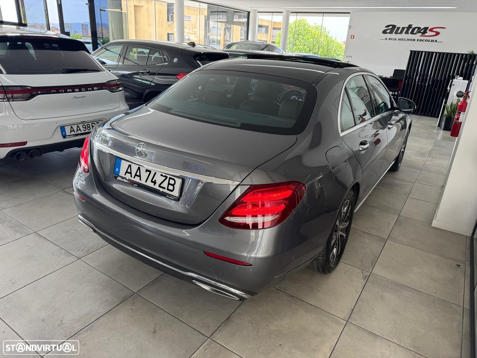 Mercedes-Benz E 220 d Exclusive - 9