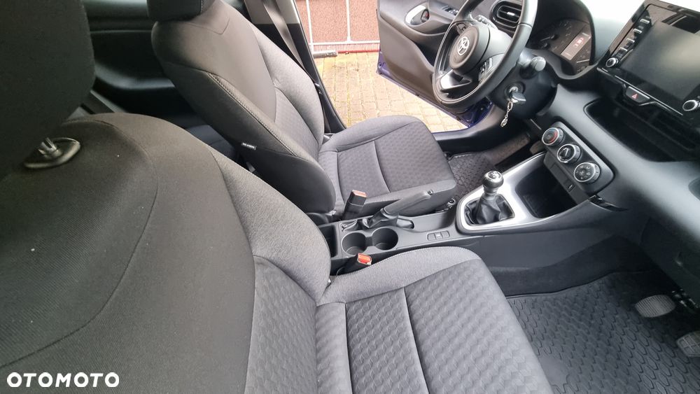Toyota Yaris 1.5 Comfort - 3