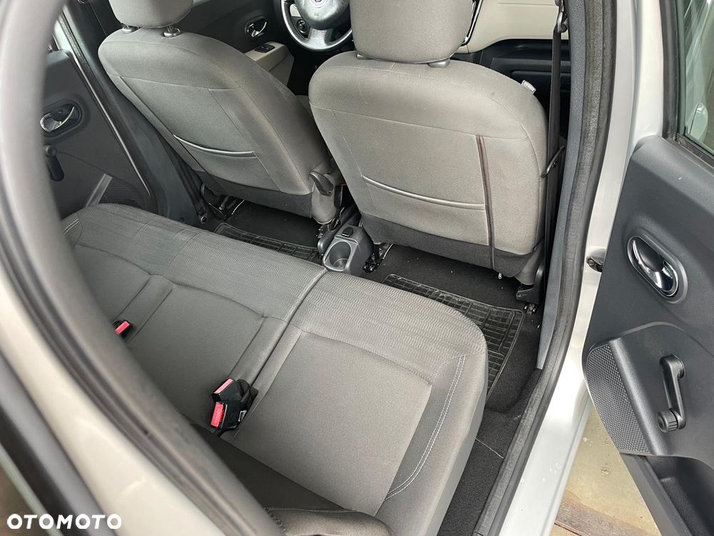 Dacia Lodgy - 10