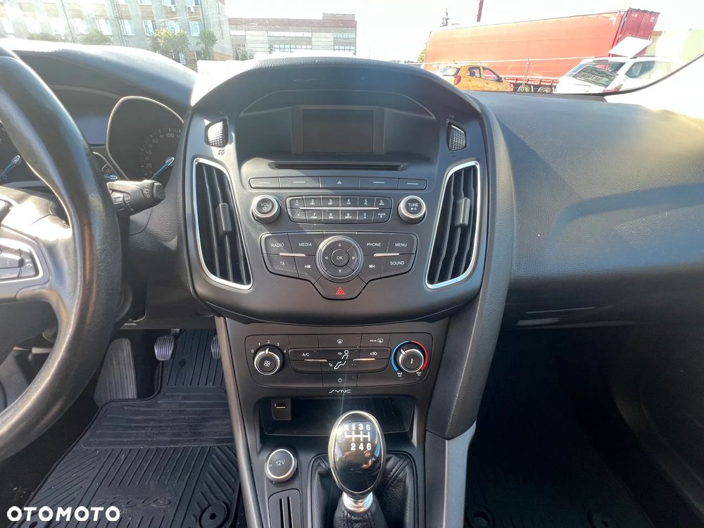 Ford Focus - 18