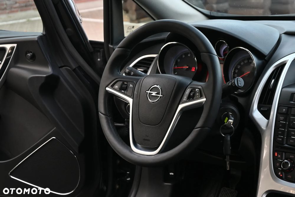 Opel Astra 1.6 Turbo Active - 22