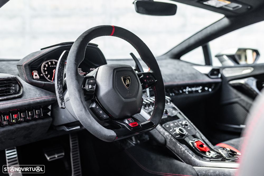 Lamborghini Huracán 5.2 V10 LP Performance - 26