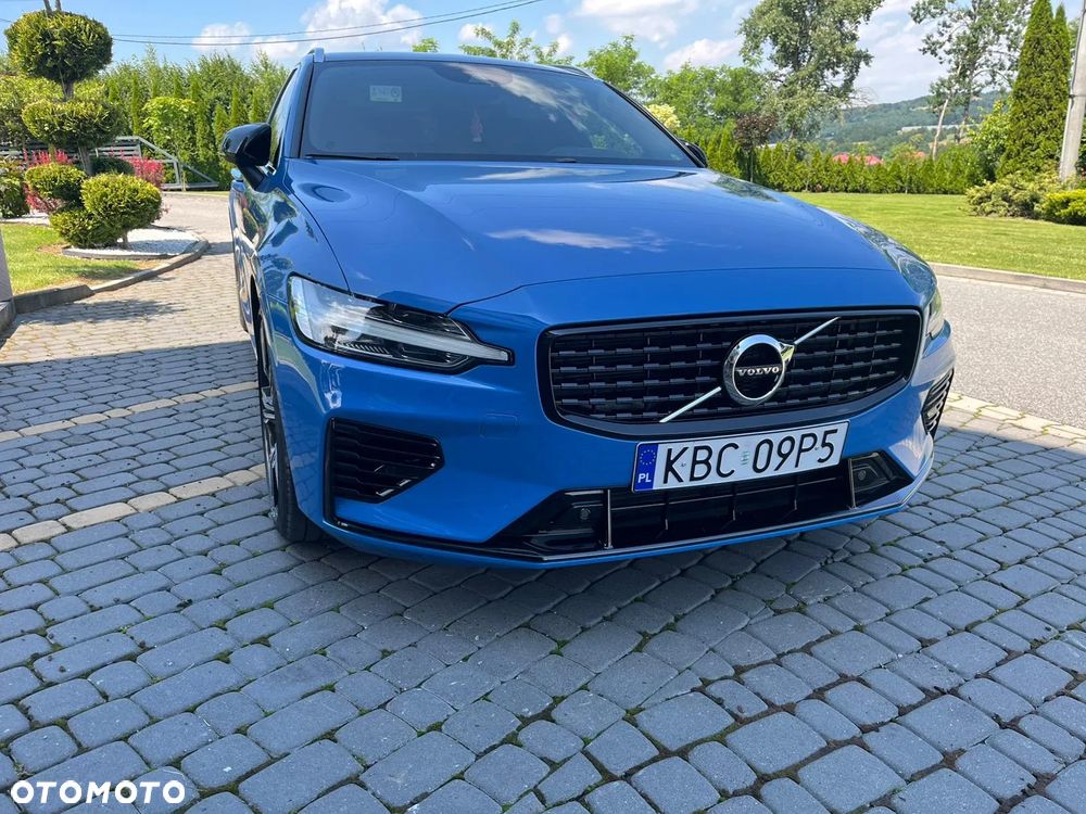Volvo V60 D4 R-Design - 2