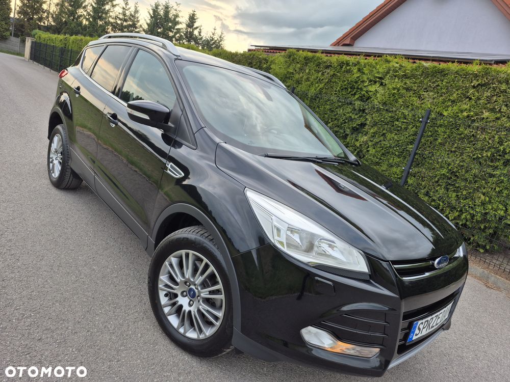 Ford Kuga 2.0 TDCi 2x4 Titanium - 10
