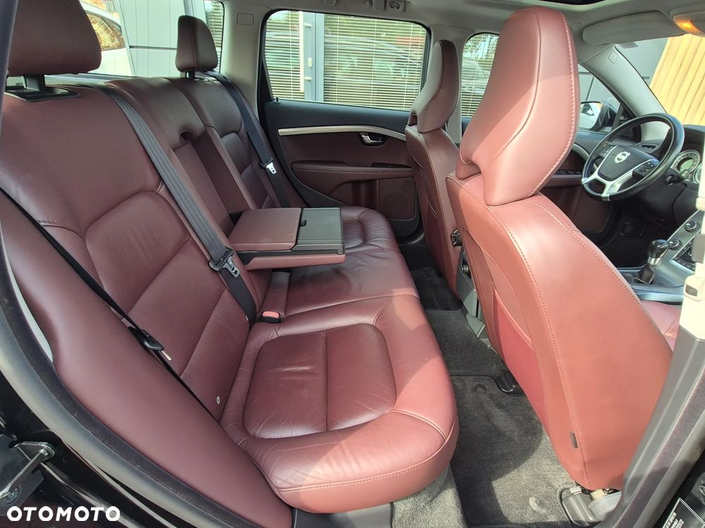 Volvo V70 T4 Dynamic Summum - 29
