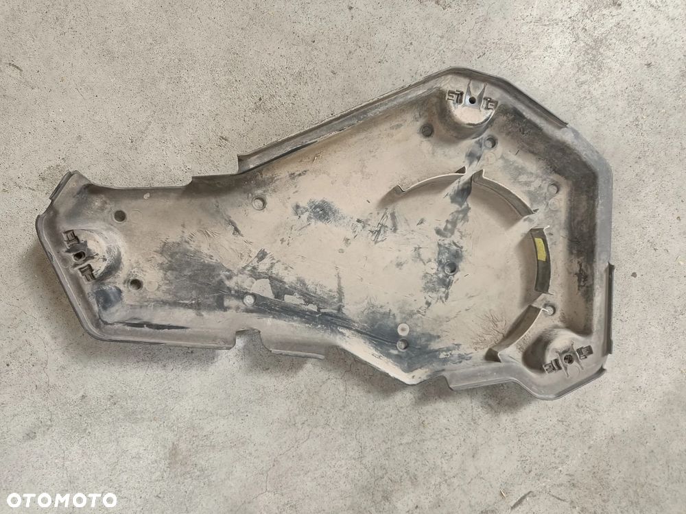 Osłona Zbiornika Adblue Skoda Octavia Karoq Seat Ateca VW T-Roc T-Cross Audi Płyta podwozia 5Q0131331C - 4