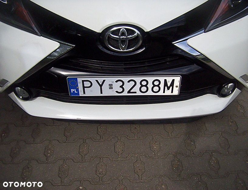 Toyota Aygo x-play Edition-S - 19