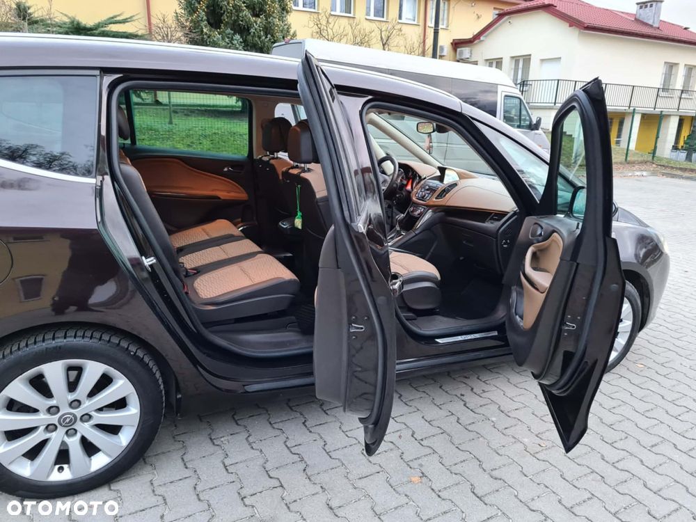 Opel Zafira 2.0 CDTI Cosmo - 9