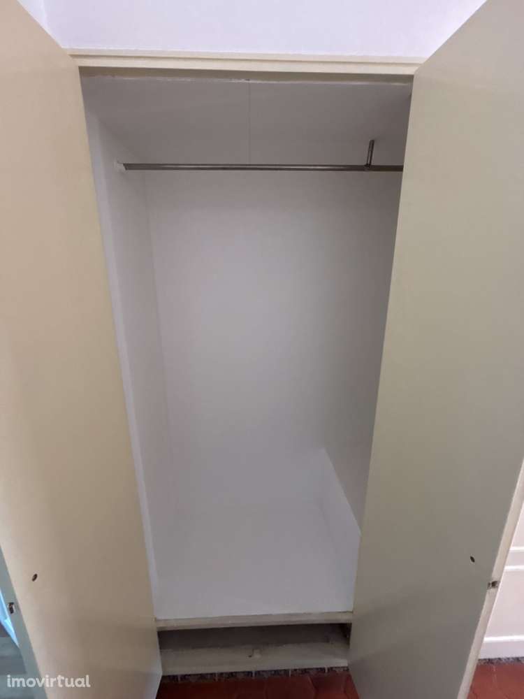 Arrenda-se apartamento T2 na Rua Cidade de Santa Clara da Califórnia - Grande imagem: 4/31