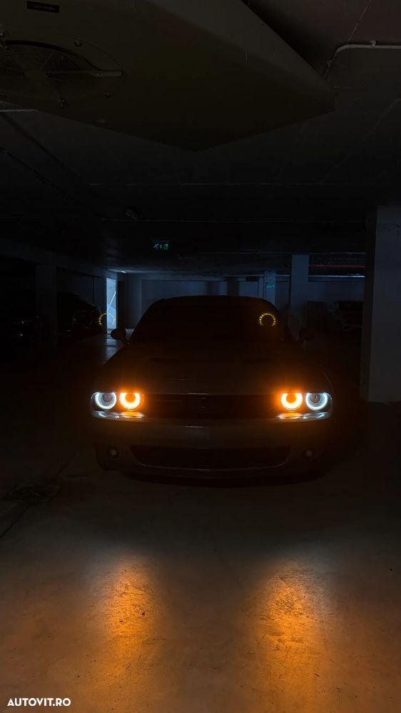 Dodge Challenger Automatik SXT Plus - 3