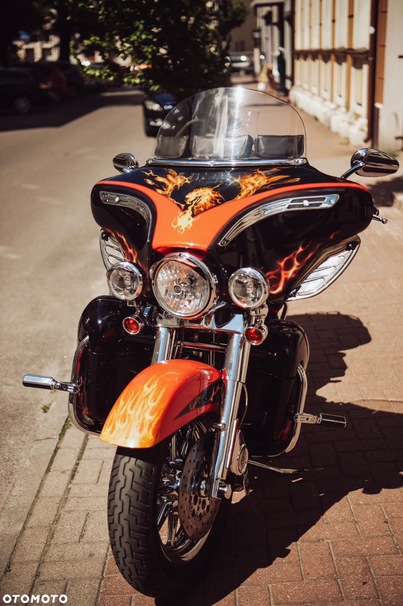Harley-Davidson FLHTCU Ultra - 2