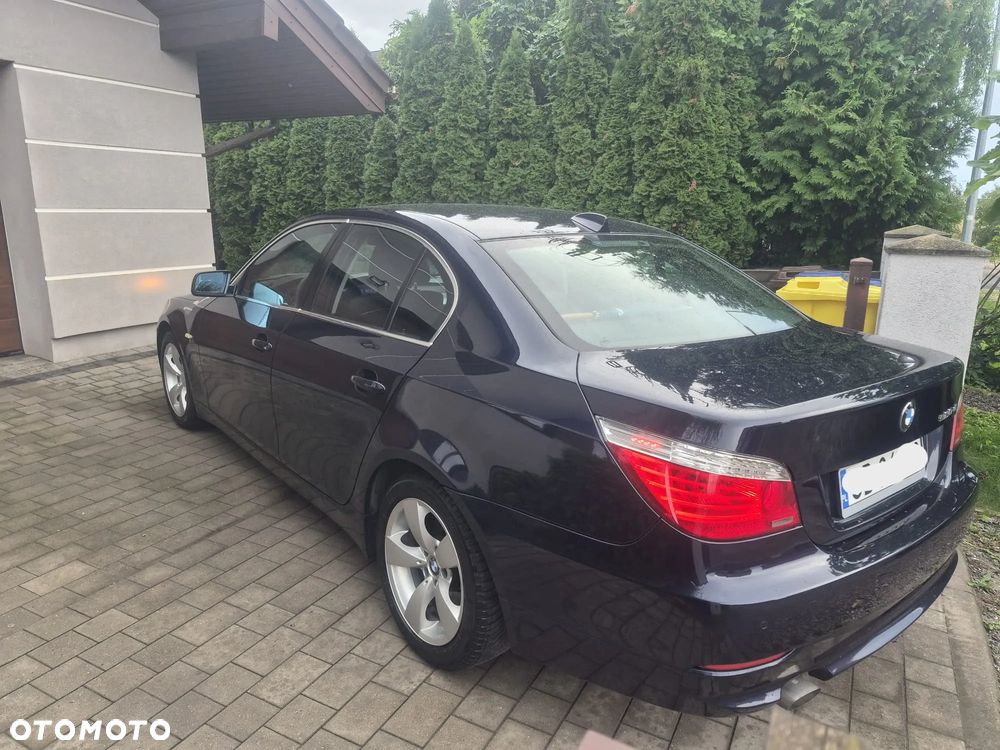 BMW Seria 5 520d - 8