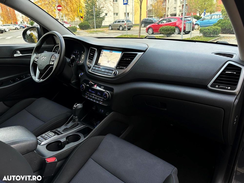 Hyundai Tucson blue 1.7 CRDi 2WD DCT Style - 27