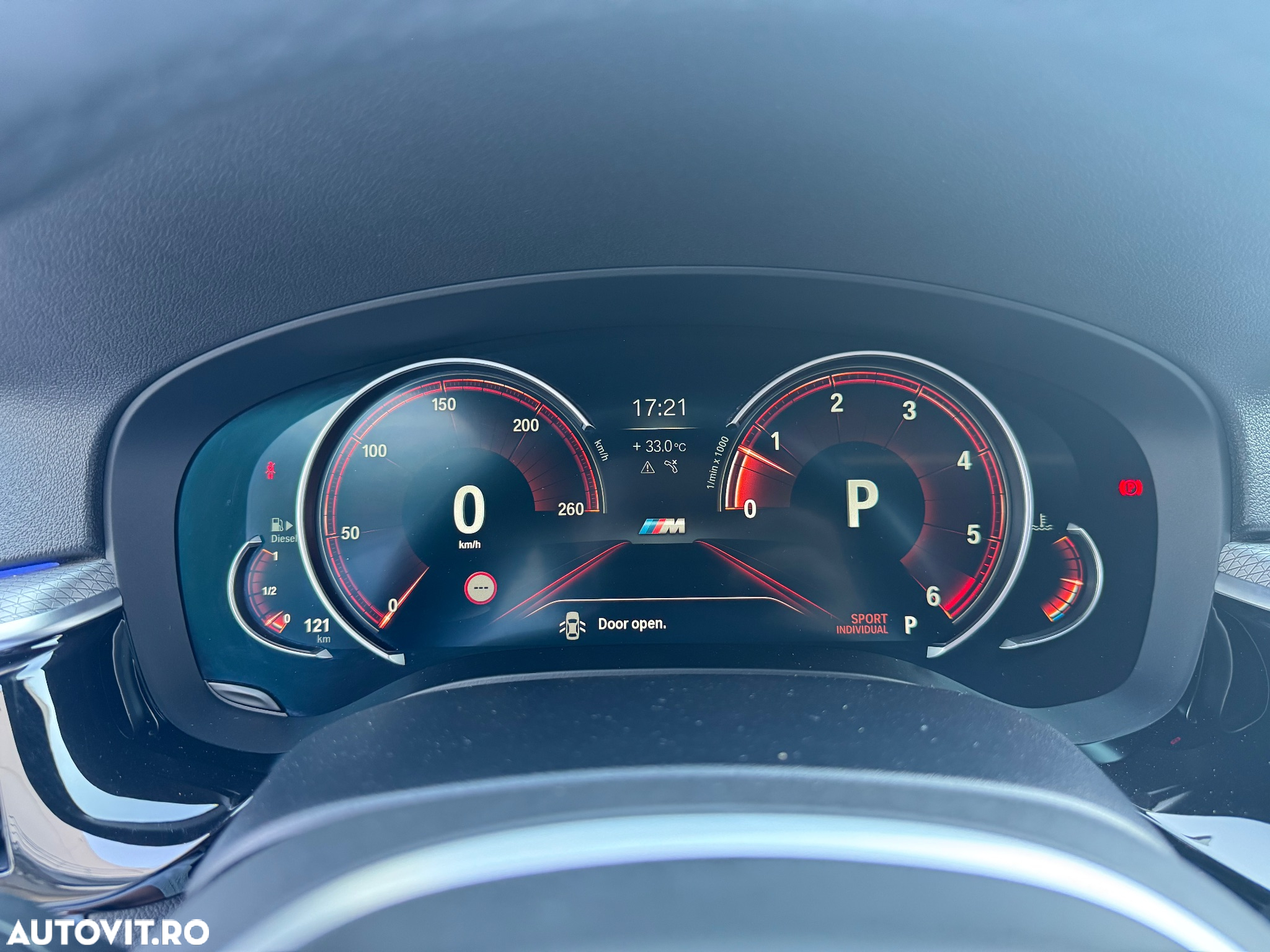 BMW Seria 5 530d xDrive Aut. - 24