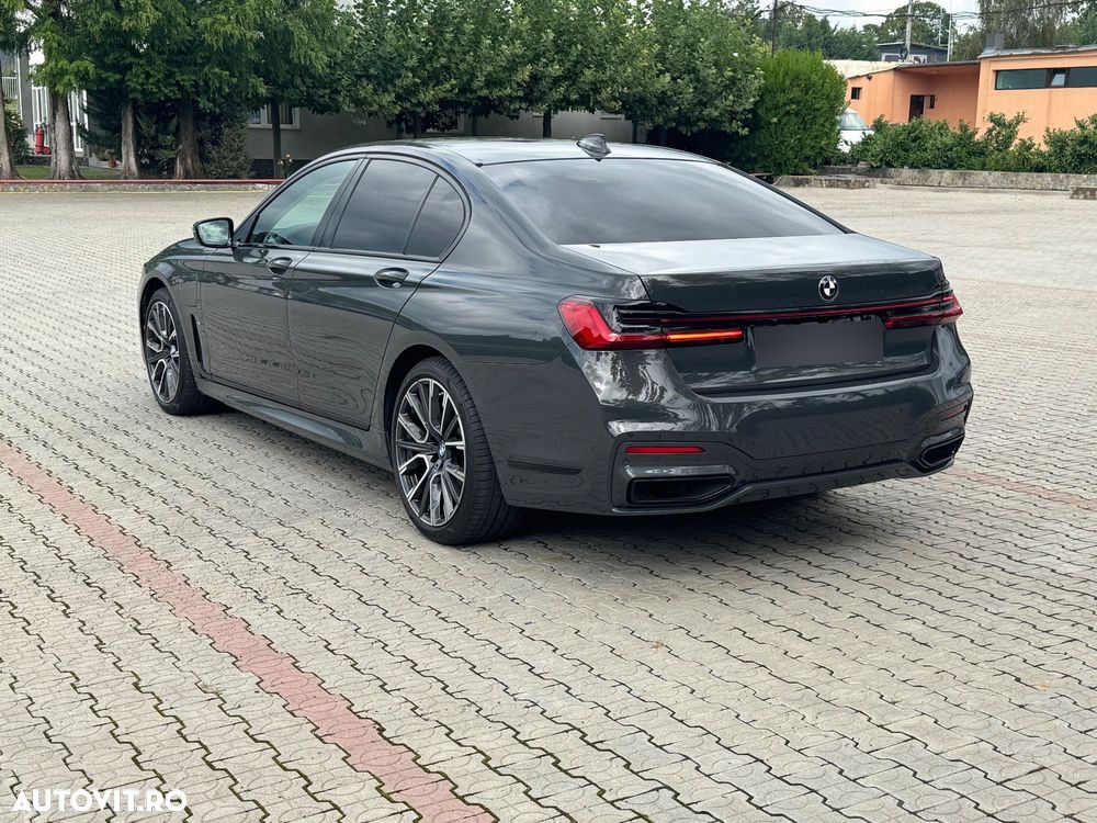 BMW Seria 7 745e - 6