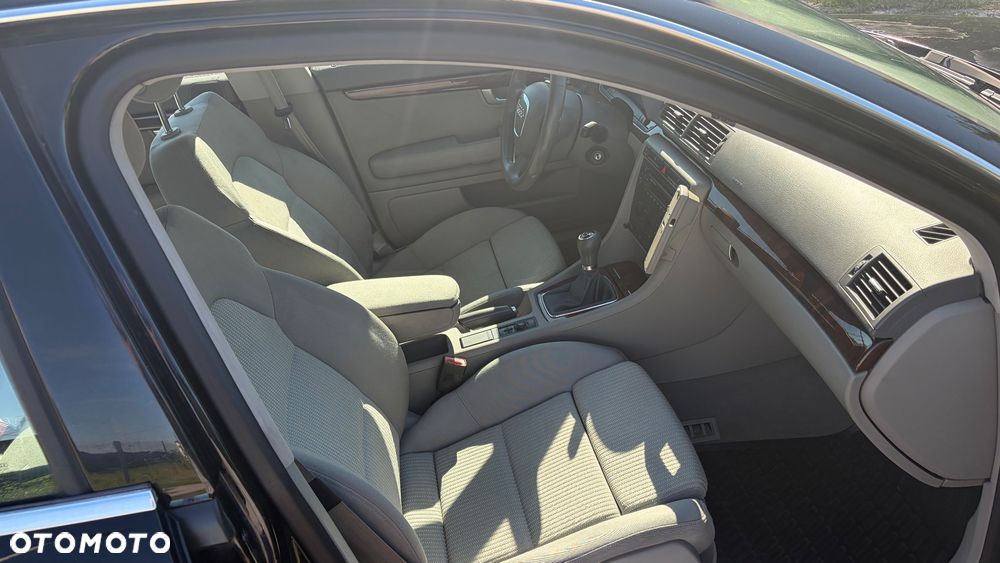 Audi A4 Avant 2.0 TDI DPF - 16