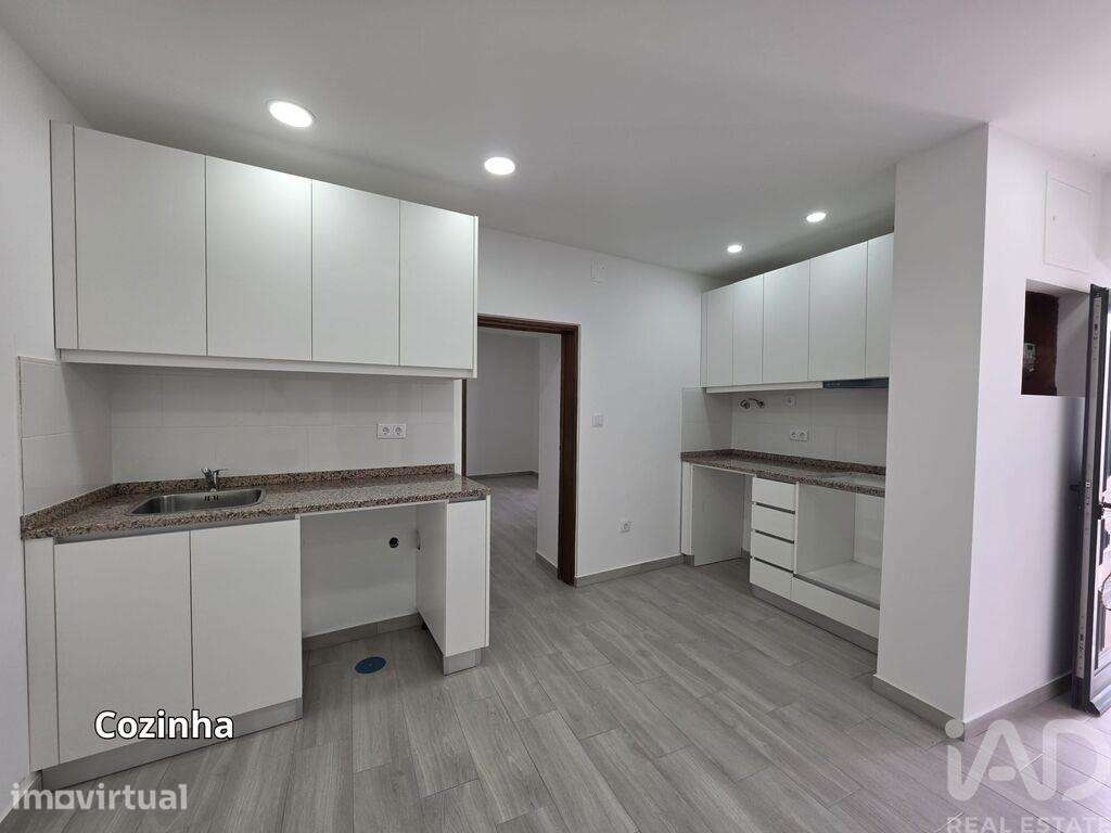 Casa / Villa T3 em Bencatel de 98 m2 - Grande imagem: 2/12