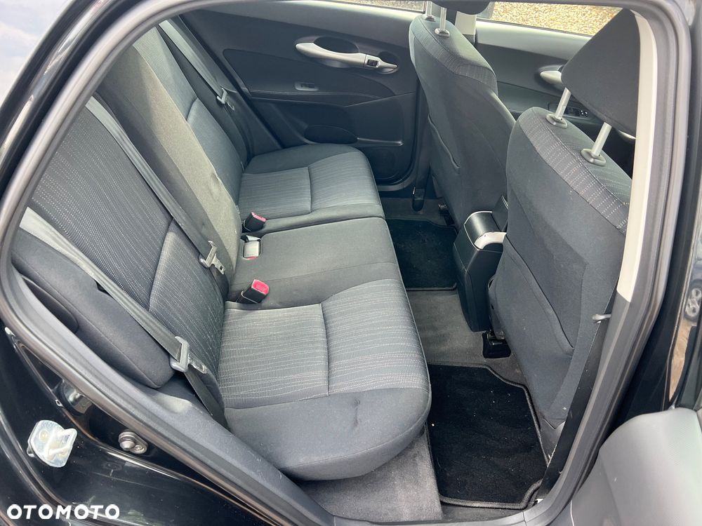 Toyota Auris 1.4 D-4D Edition - 23