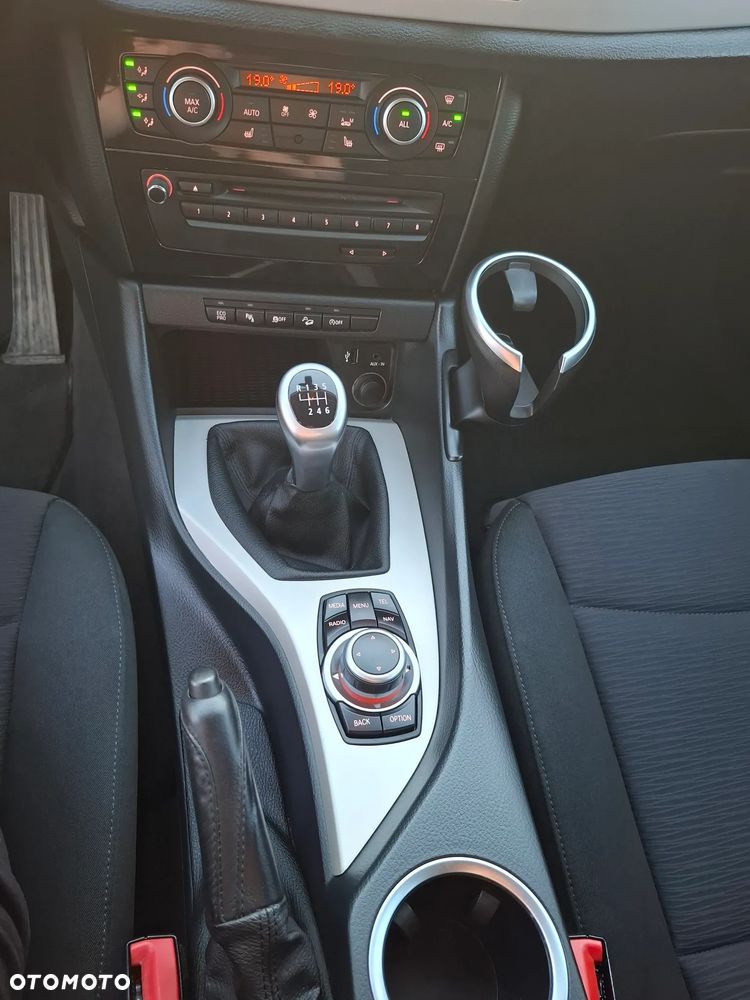 BMW X1 xDrive18d - 9
