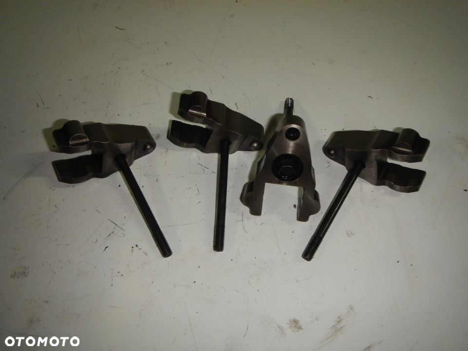 Mocowanie wtryskiwacza Denso Cabstar Maxity 2,5 YD25 oryginal OEM - 1