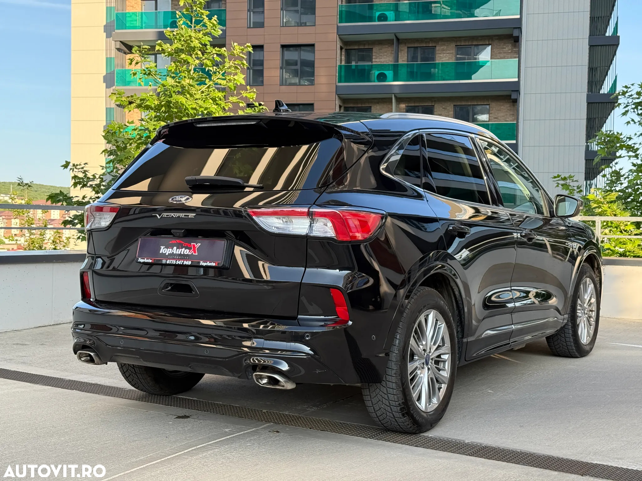 Ford Kuga 2.5 Duratec PHEV Vignale - 4