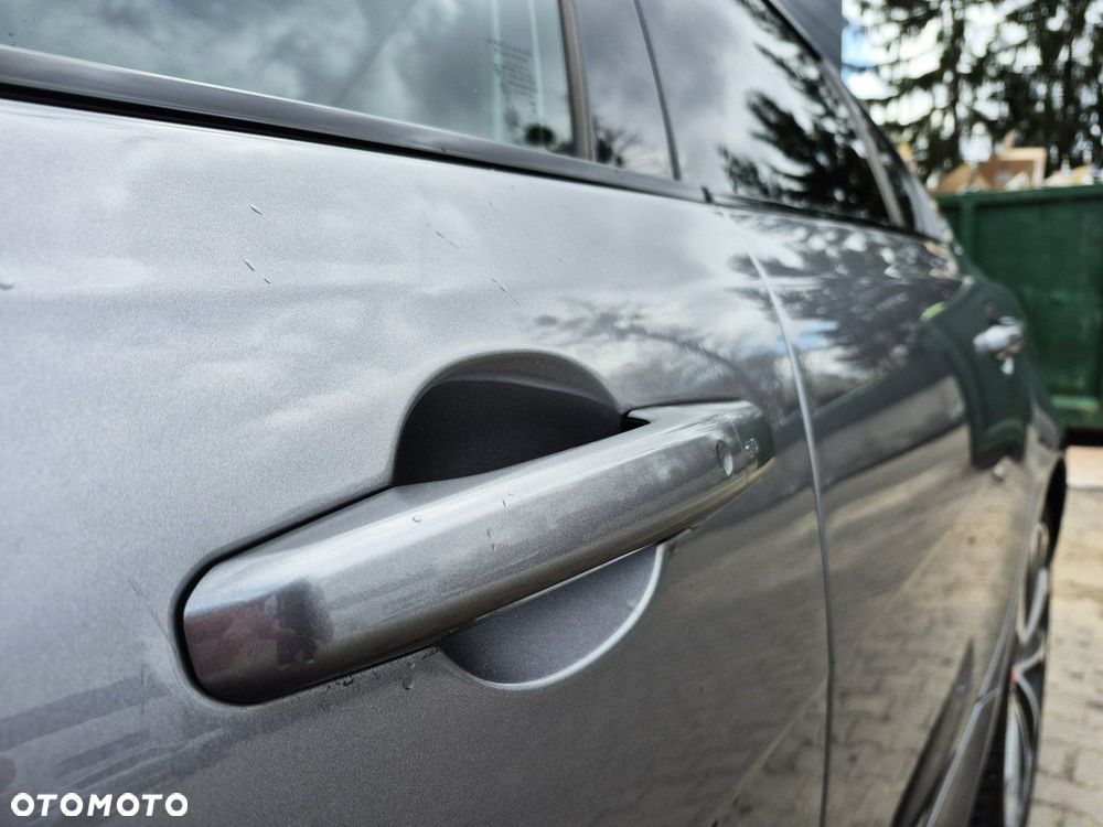 Jaguar XE 2.0 D200 mHEV AWD SE - 16