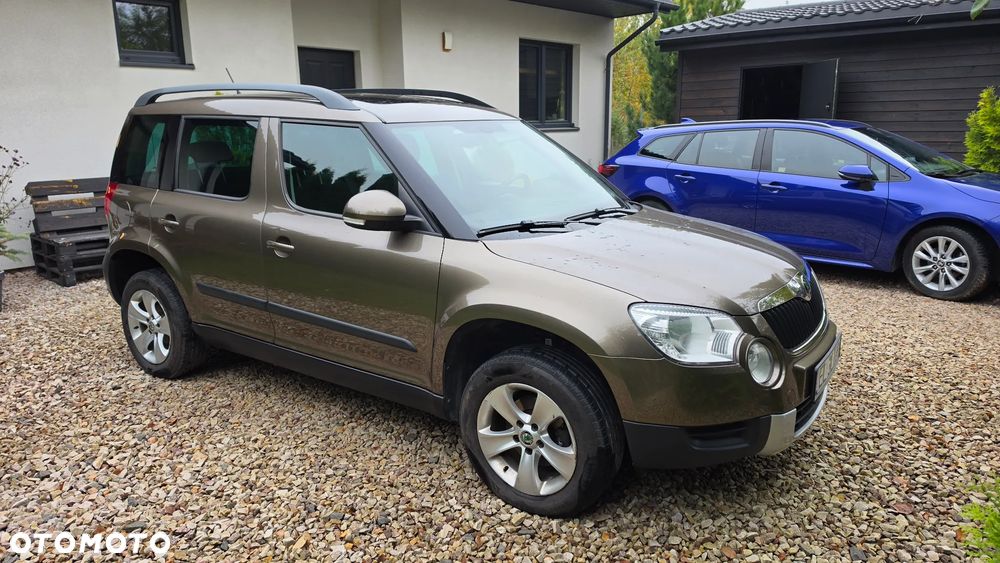 Skoda Yeti 2011 photo 2